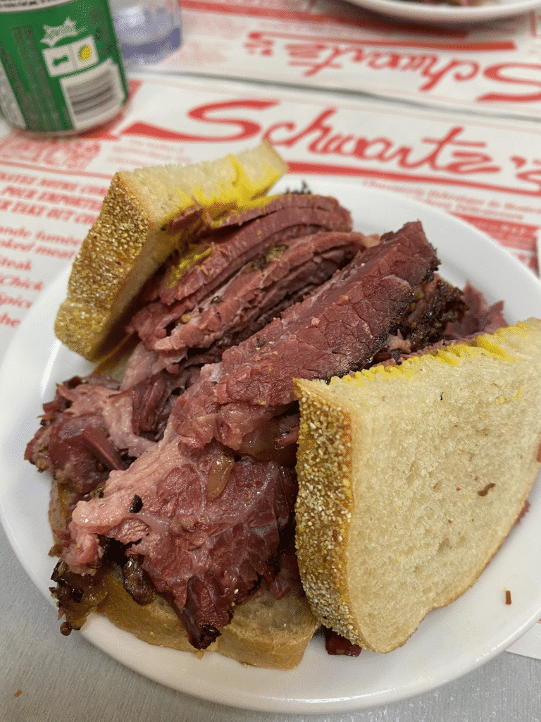 몬트리올 맛집 Schwartz’s Deli